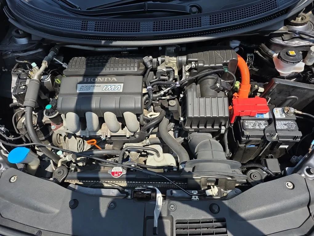 Used 2013 Honda CR-Z EX image 33