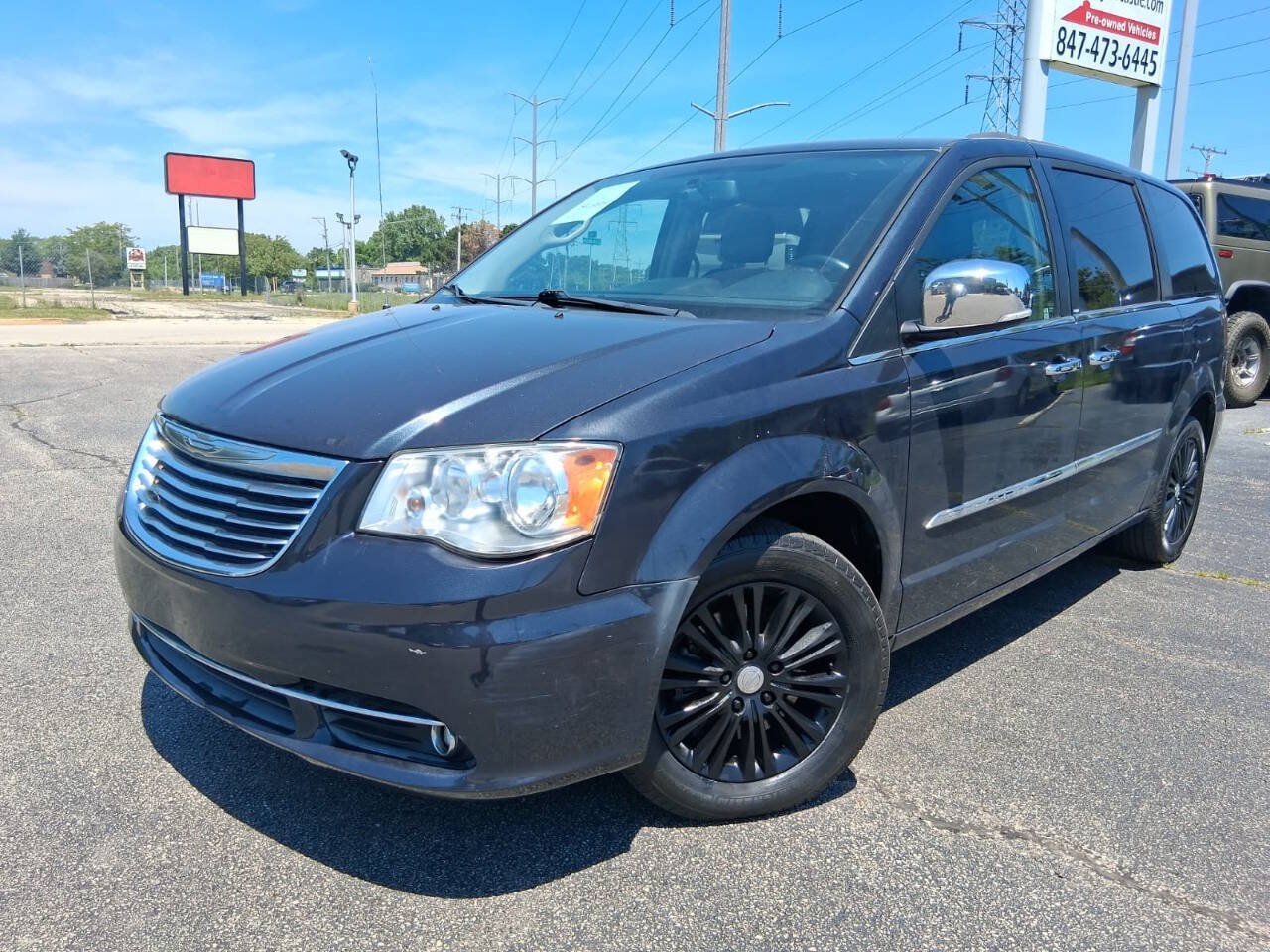 Used 2013 Chrysler Town & Country Touring-L w/ Driver Convenience Group
