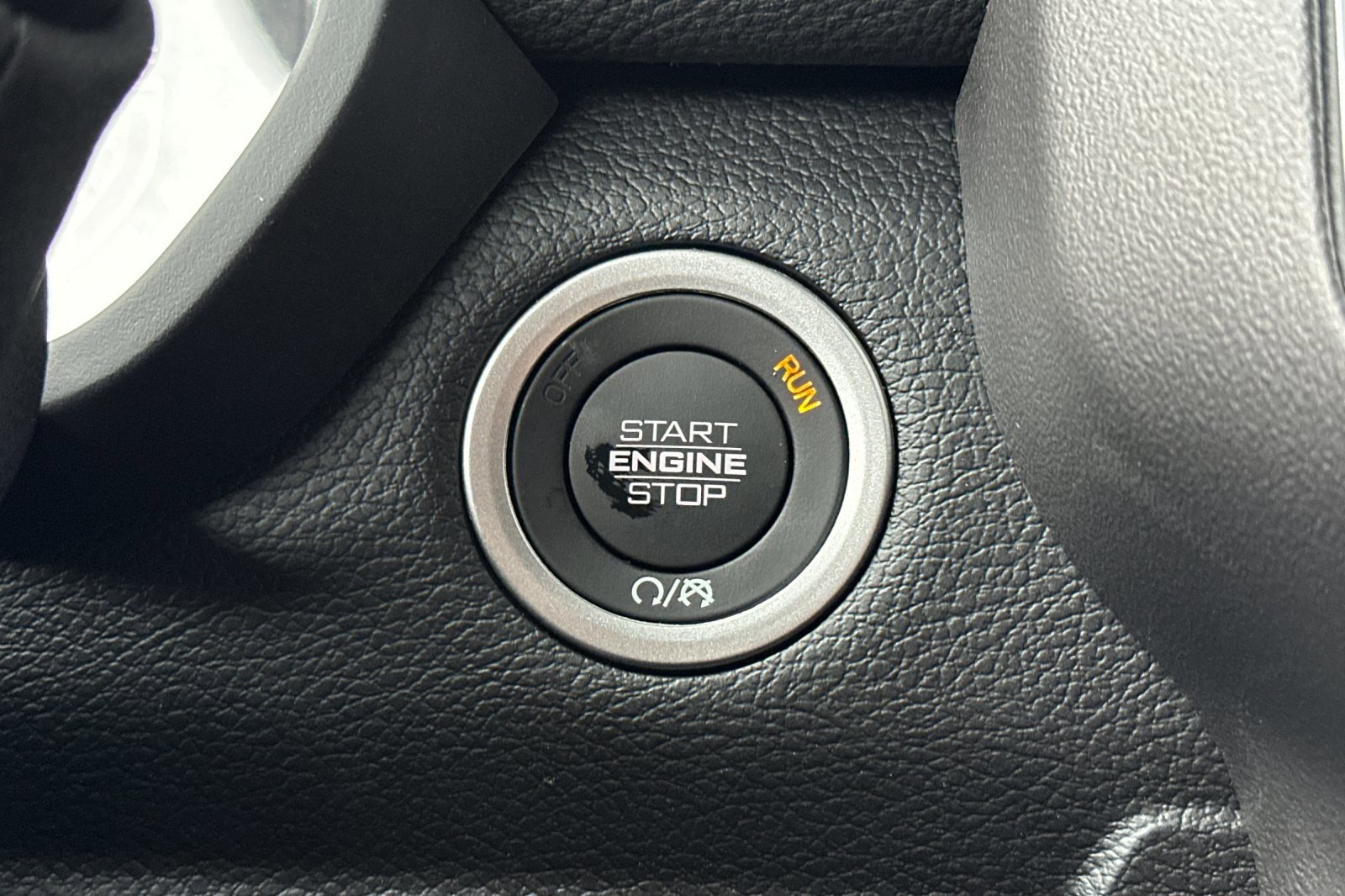 New 2026 RAM 3500 Laramie w/ Max Tow Package image 21