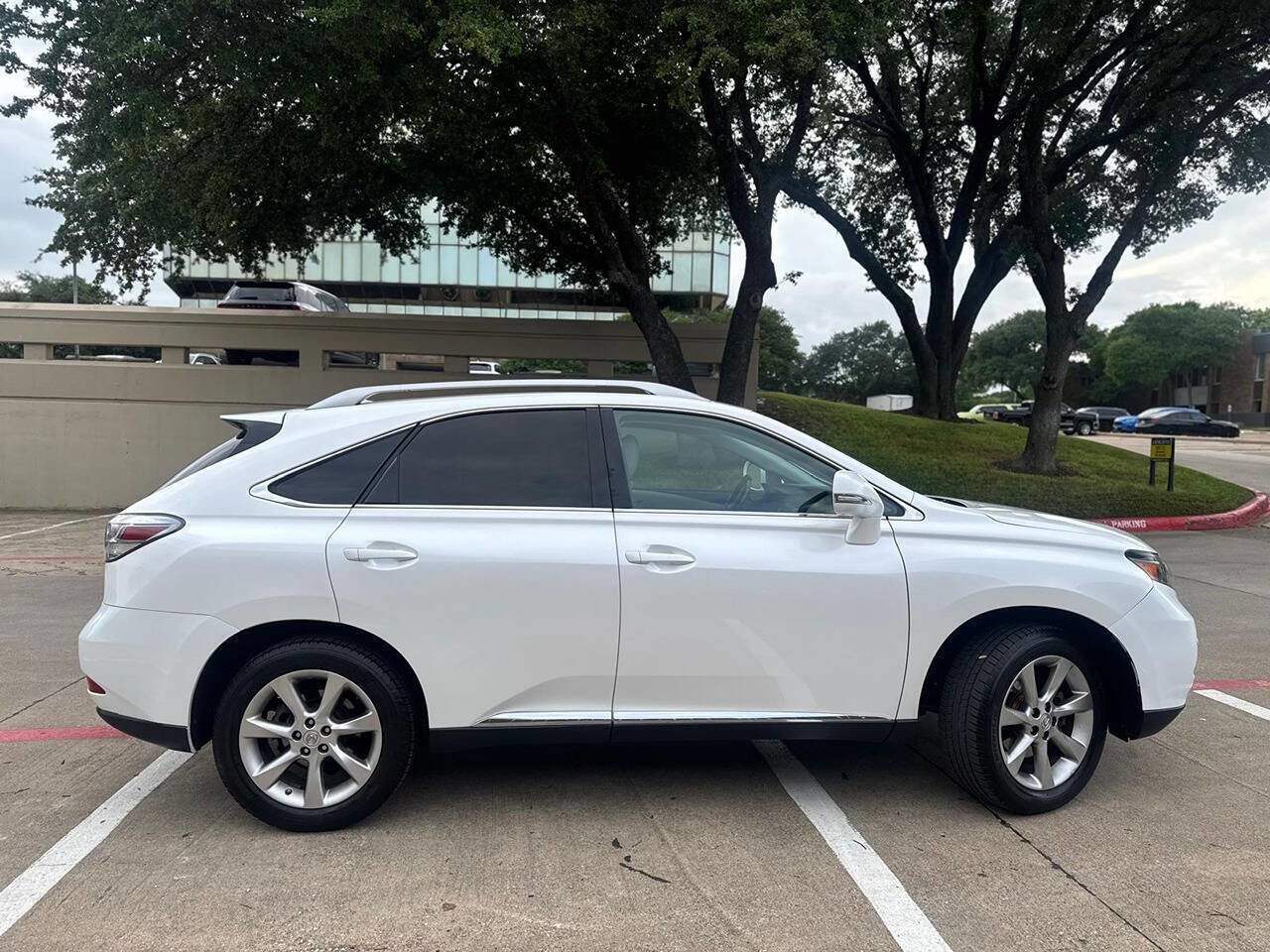 Used 2012 Lexus RX 350 AWD w/ Premium Pkg image 8