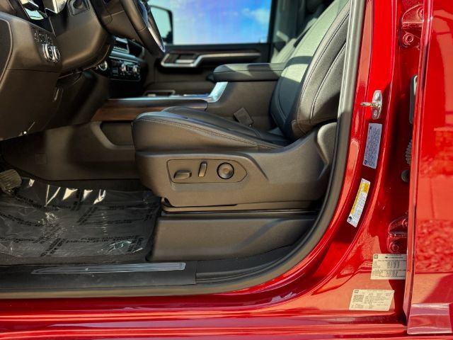 Used 2024 GMC Sierra 2500 SLT w/ SLT Premium Package image 15