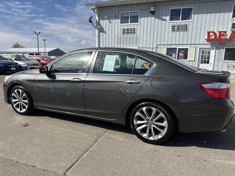 Used 2013 Honda Accord Sport image 4