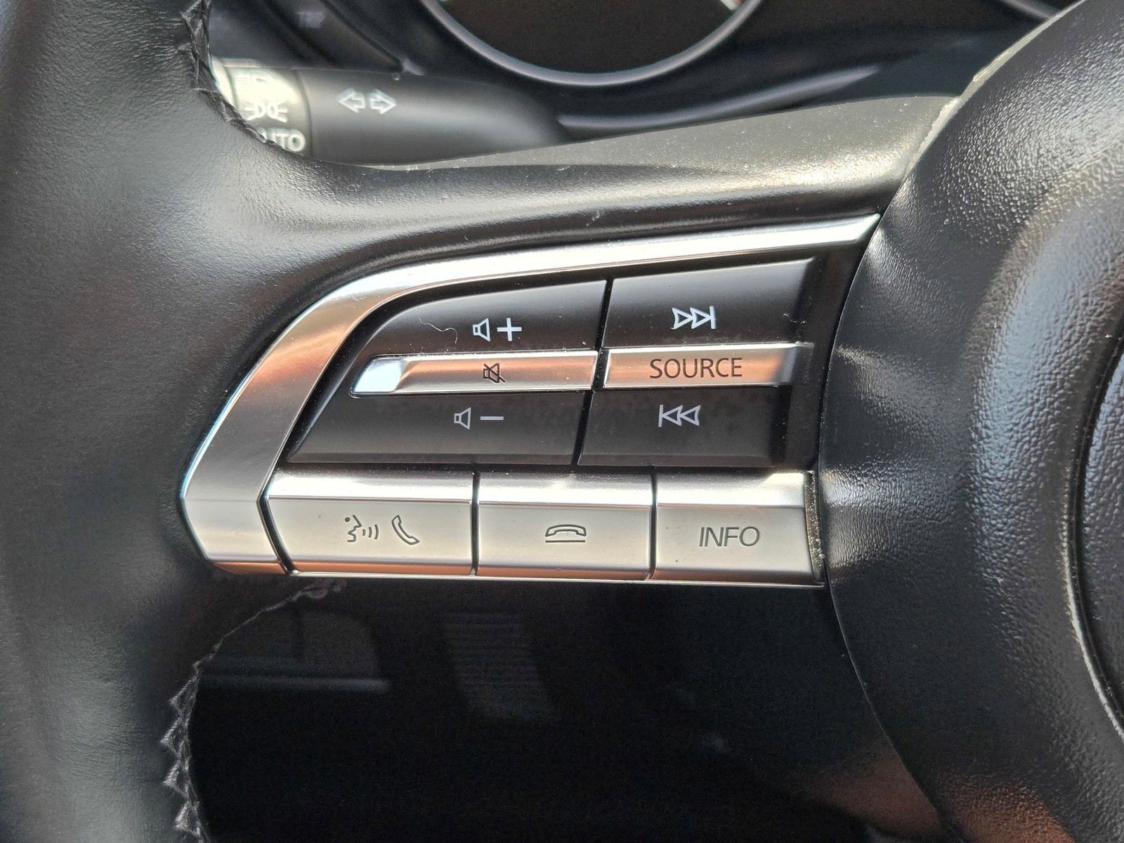 Certified 2025 MAZDA CX-50 AWD 2.5 S w/ Accent Package image 32