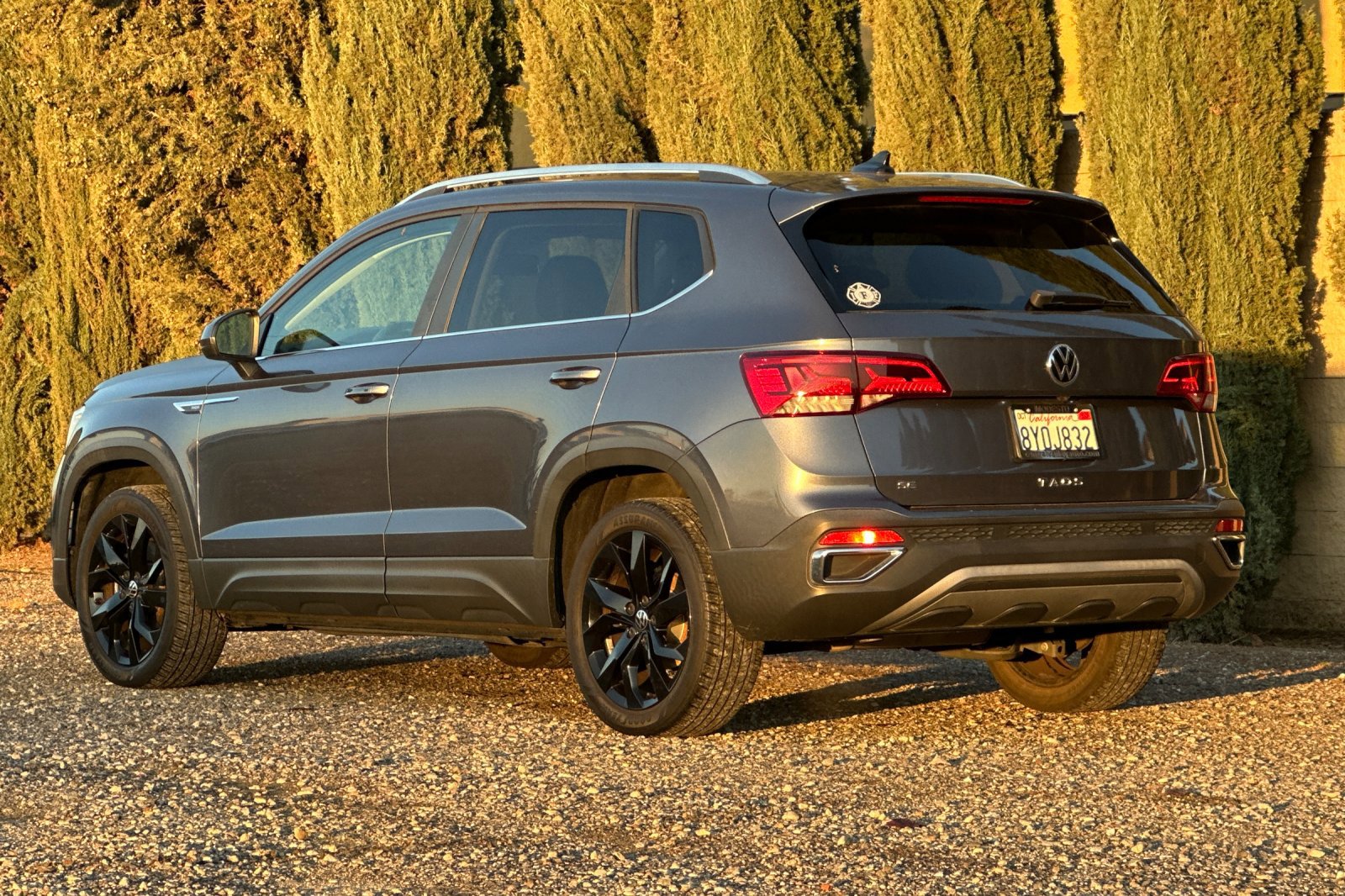 Certified 2022 Volkswagen Taos SE image 6