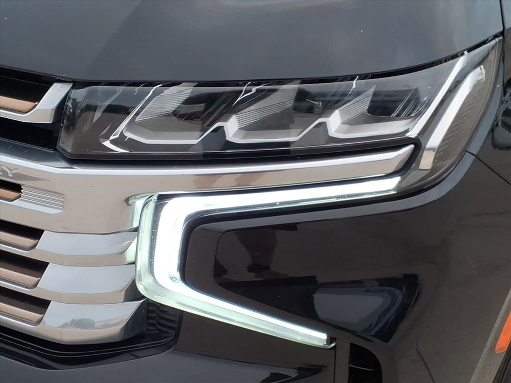 Used 2021 Chevrolet Tahoe High Country image 11