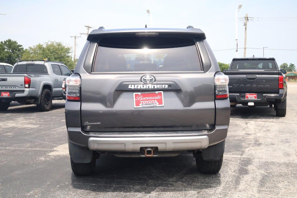 Used 2015 Toyota 4Runner Trail Premium AWD/4WD image 5