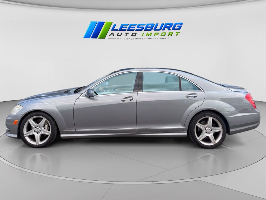 Used 2010 Mercedes-Benz S 550 4MATIC image 3