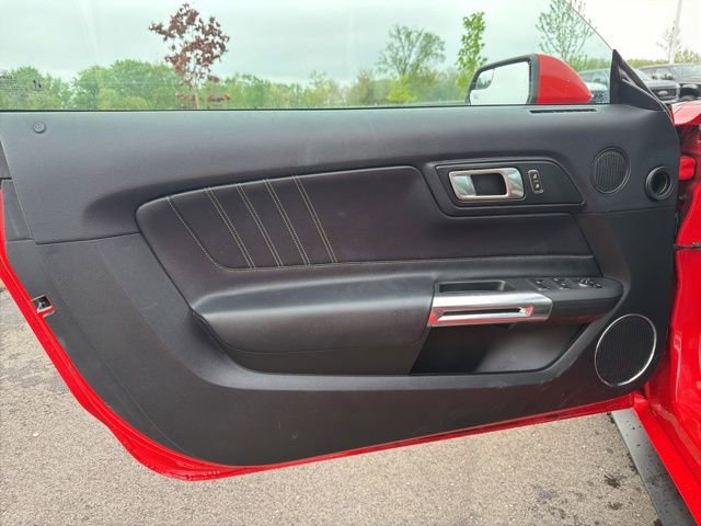 Used 2020 Ford Mustang Premium RWD image 21