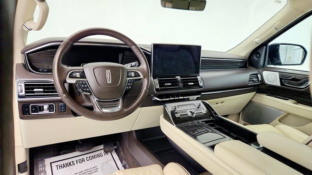 Used 2024 Lincoln Navigator Black Label image 12