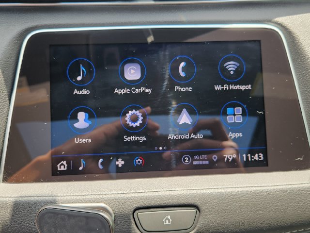 Used 2022 Cadillac XT4 Premium Luxury w/ Cold Weather Package FWD image 18