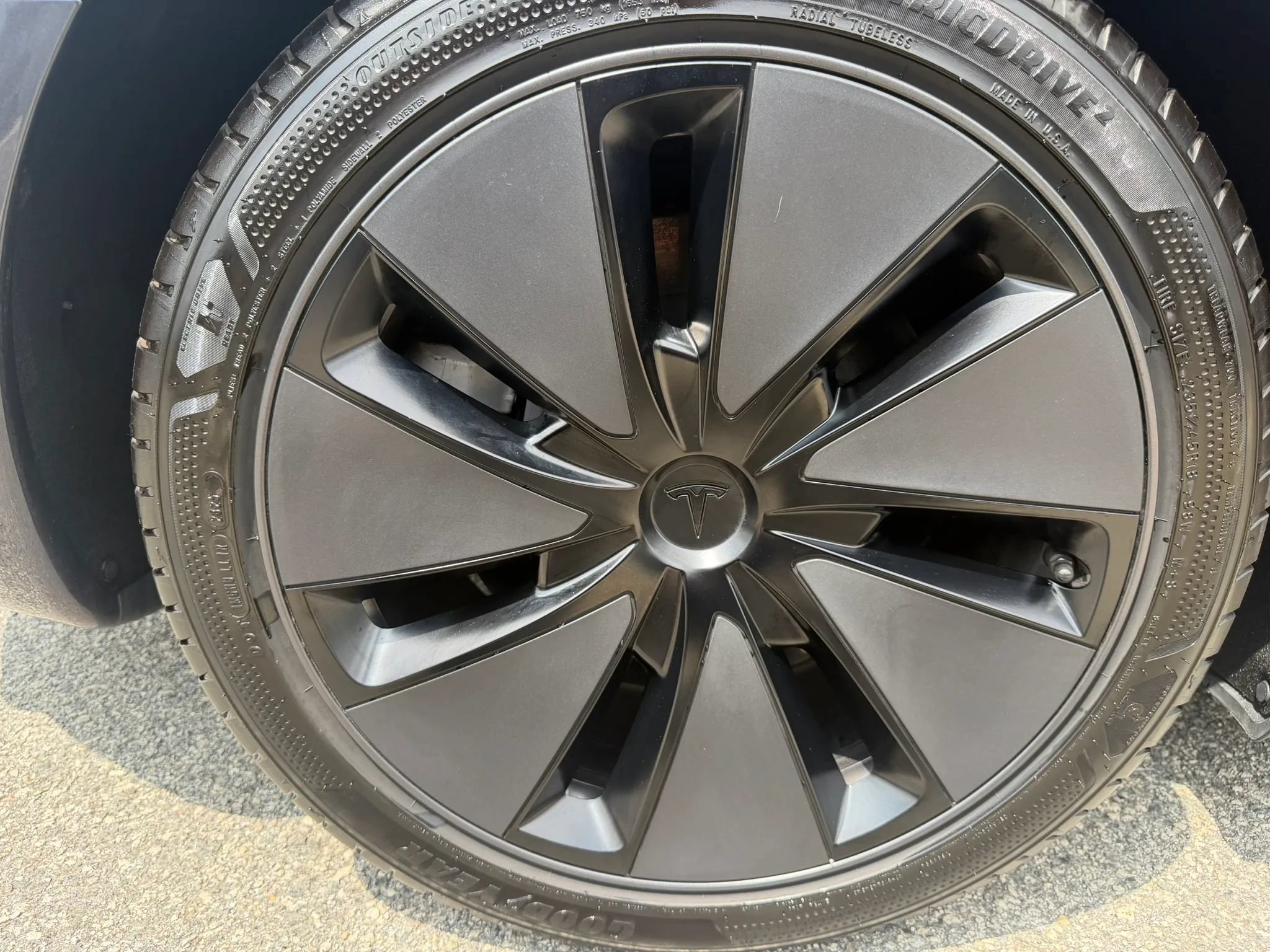 Used 2026 Tesla Model 3 AWD/4WD image 26