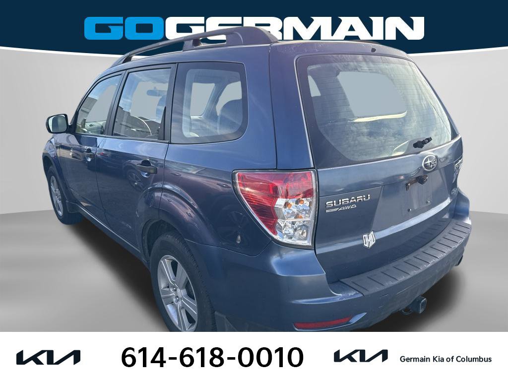 Used 2011 Subaru Forester 2.5X w/ Alloy Wheel Value Pkg AWD/4WD image 2