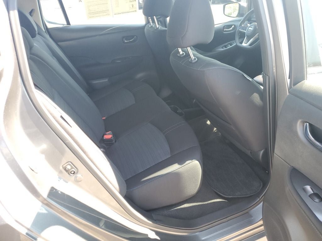 Used 2025 Nissan Leaf S FWD image 43