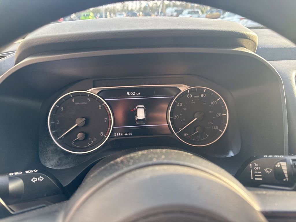 Used 2024 Nissan Rogue S image 9