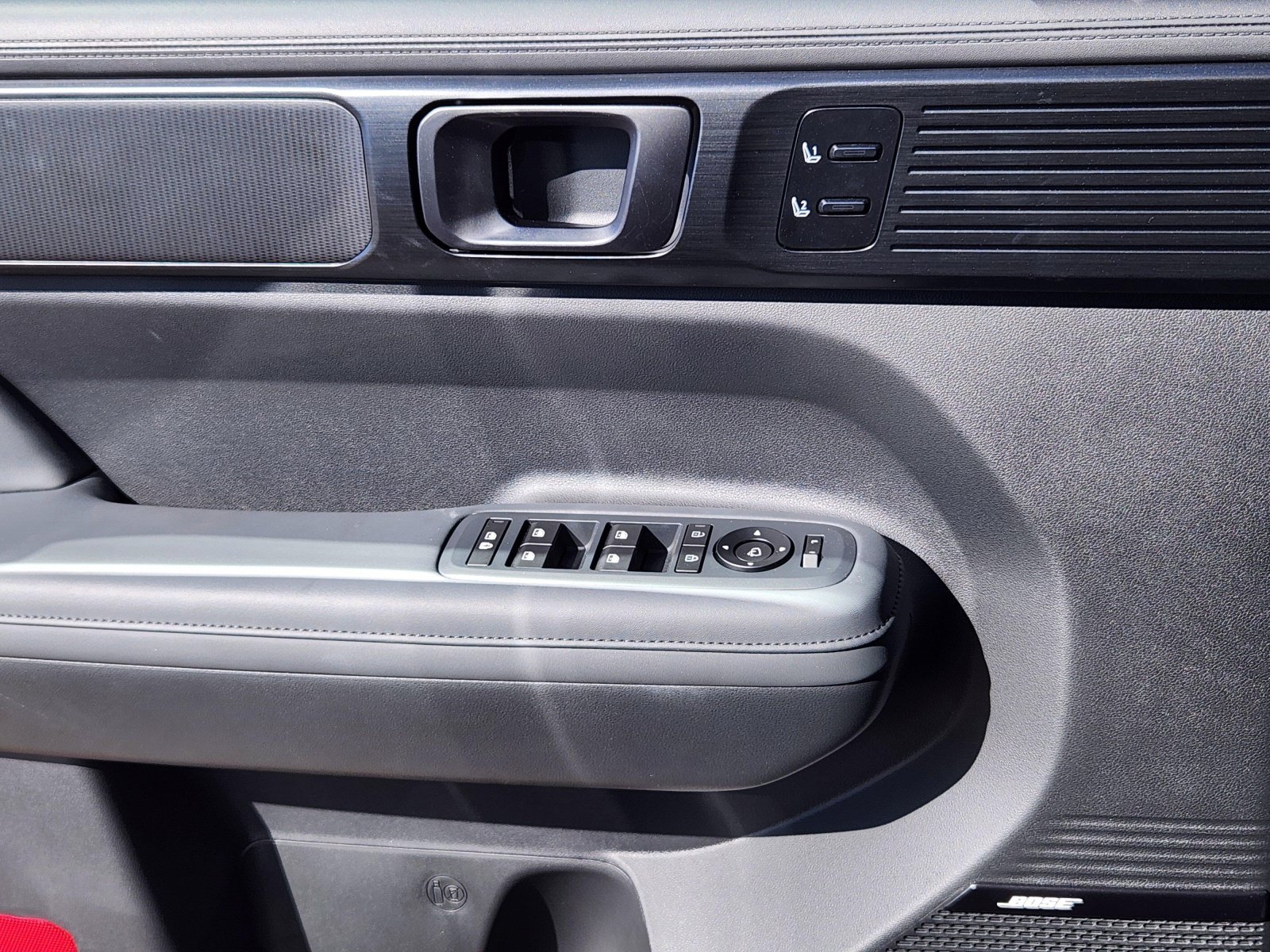 New 2026 Hyundai Santa Fe Calligraphy AWD/4WD image 8