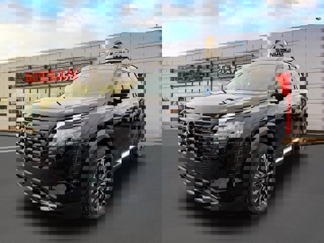 New 2026 Nissan Pathfinder Platinum image 2