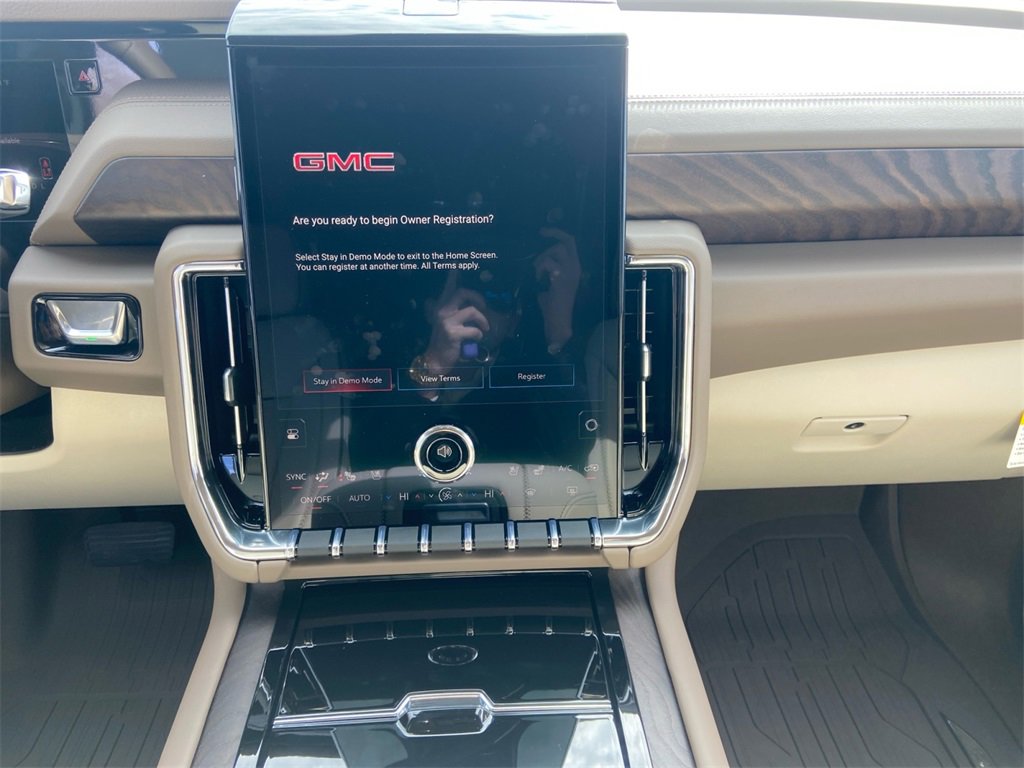 New 2026 GMC Yukon Denali w/ LPO, Floor Liner Package image 11