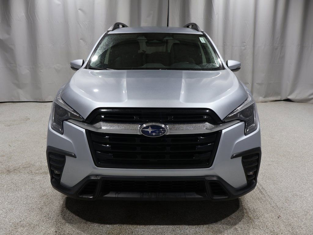 Used 2023 Subaru Ascent Limited image 6
