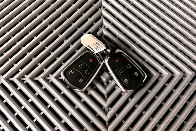 Used 2024 Cadillac XT6 Sport w/ Technology Package image 11