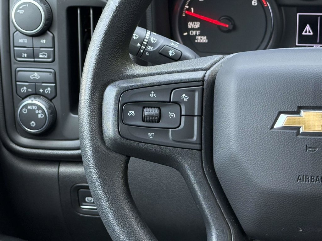 Used 2026 Chevrolet Silverado 1500 Custom AWD/4WD image 21