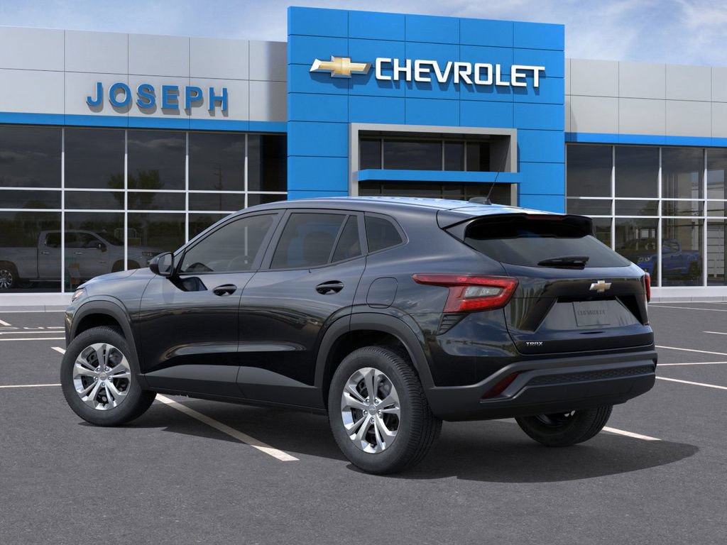 New 2026 Chevrolet Trax LS FWD image 3