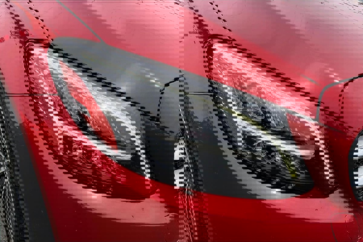 Used 2020 Mercedes-Benz C 300 Sedan w/ Premium Package image 29