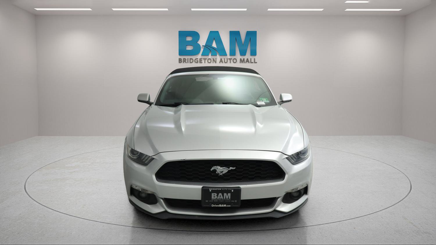 Used 2016 Ford Mustang Premium image 8