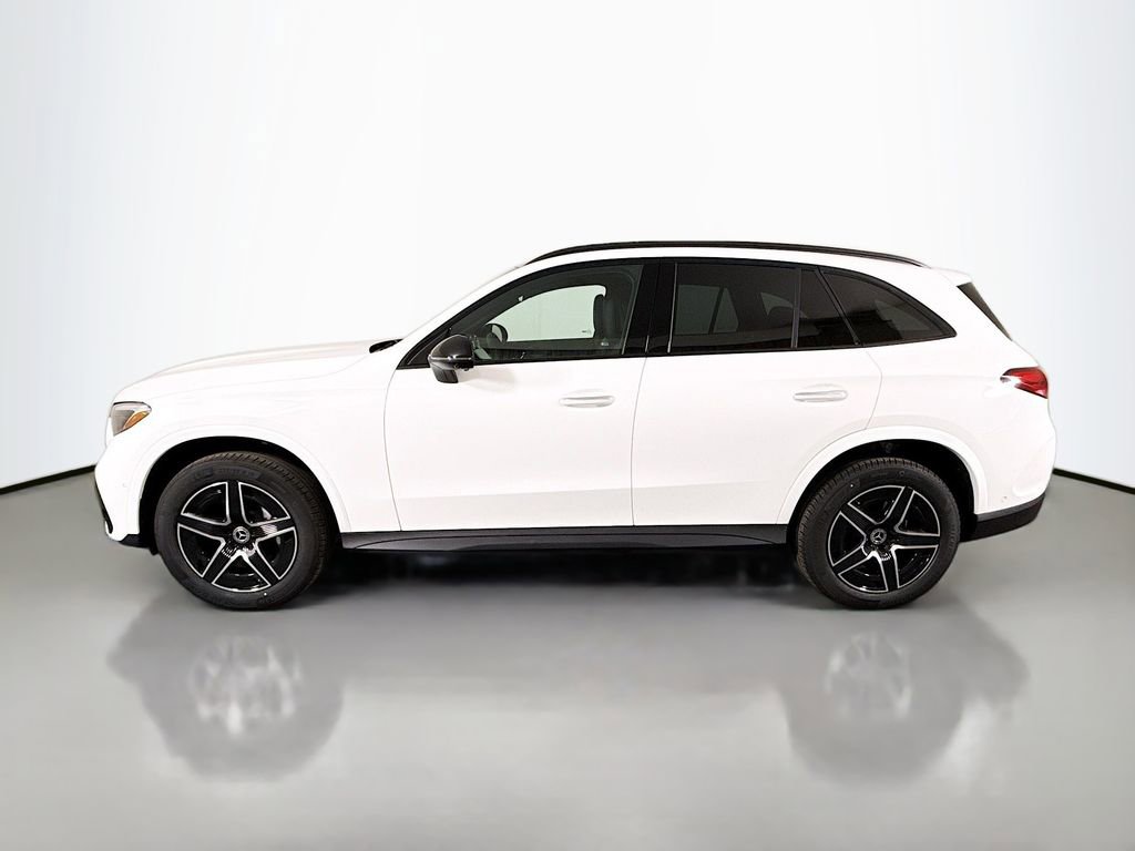 Used 2026 Mercedes-Benz GLC 300 4MATIC image 4