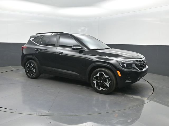 Used 2025 Kia Seltos EX FWD image 31