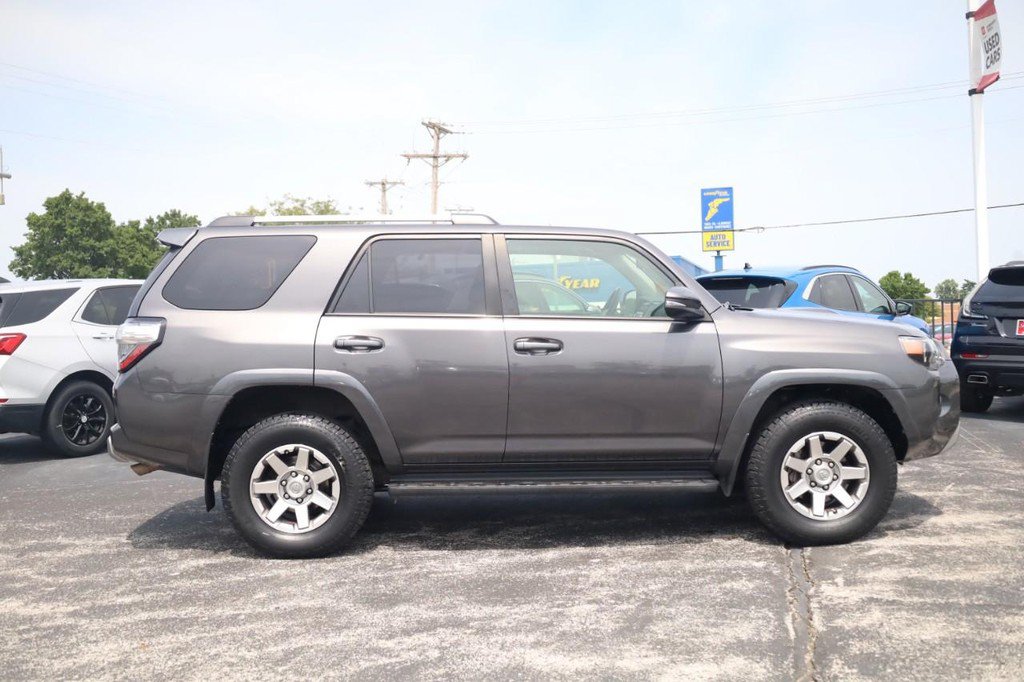 Used 2015 Toyota 4Runner Trail Premium AWD/4WD image 4