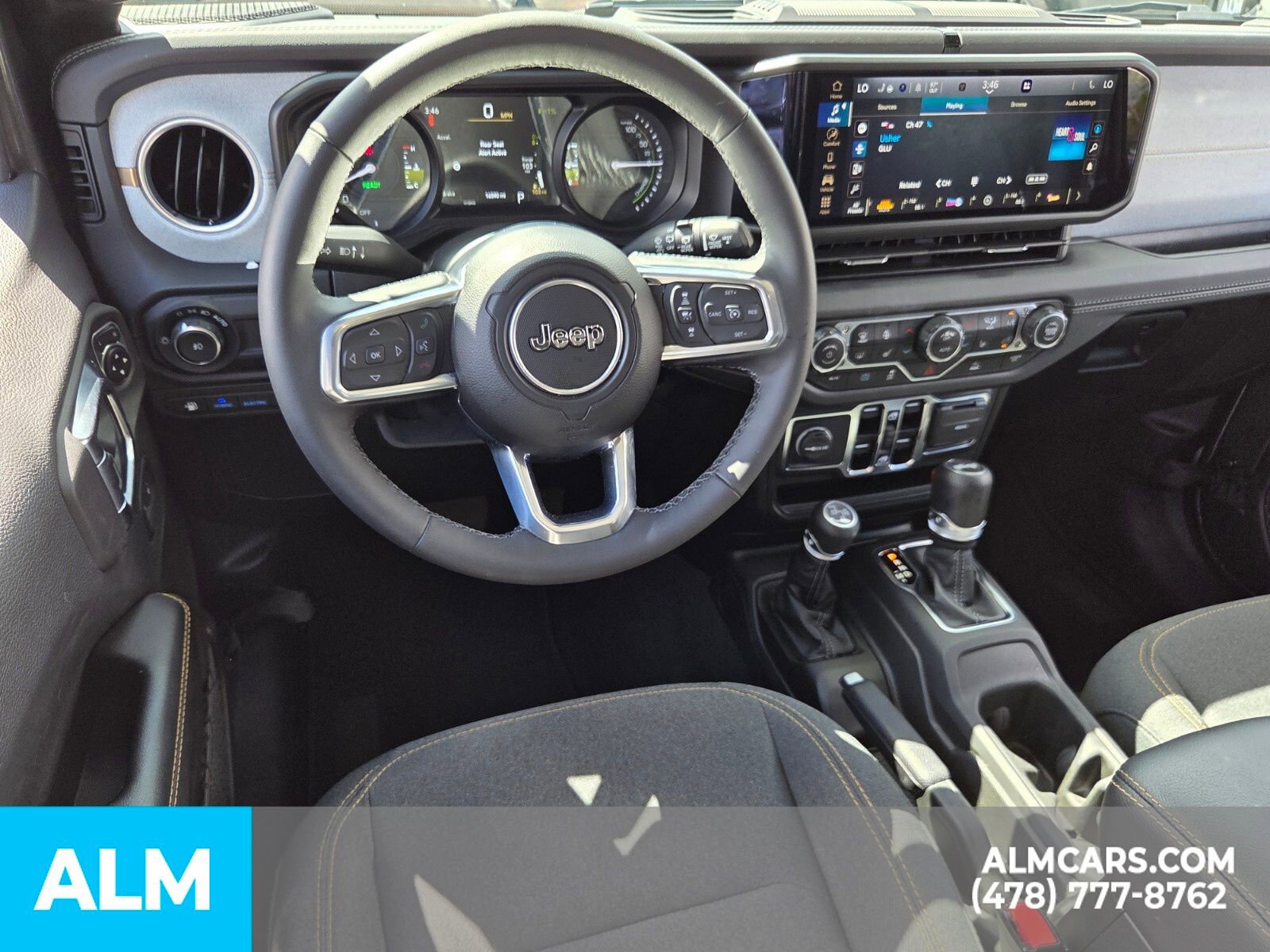 Used 2025 Jeep Wrangler Unlimited Sahara AWD/4WD image 6