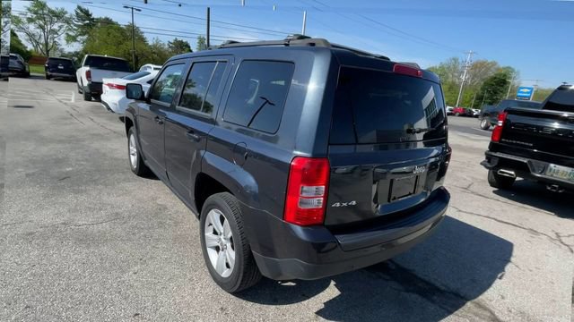 Used 2014 Jeep Patriot Latitude AWD/4WD image 8