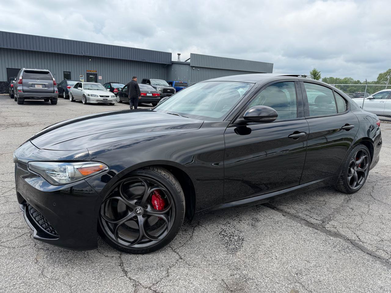 Used 2018 Alfa Romeo Giulia Ti Sport w/ Quick Order Package 22U Sport RWD image 4