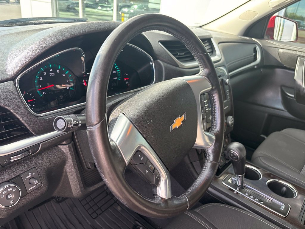 Used 2015 Chevrolet Traverse LT AWD/4WD image 7