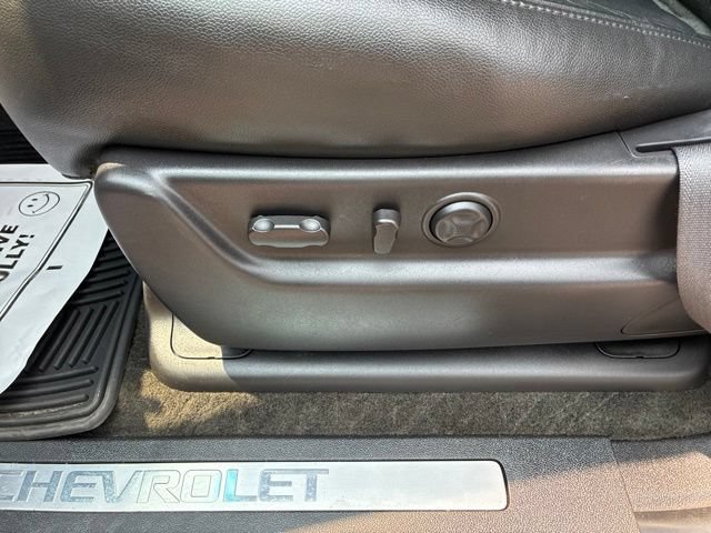 Used 2013 Chevrolet Avalanche LTZ AWD/4WD image 11