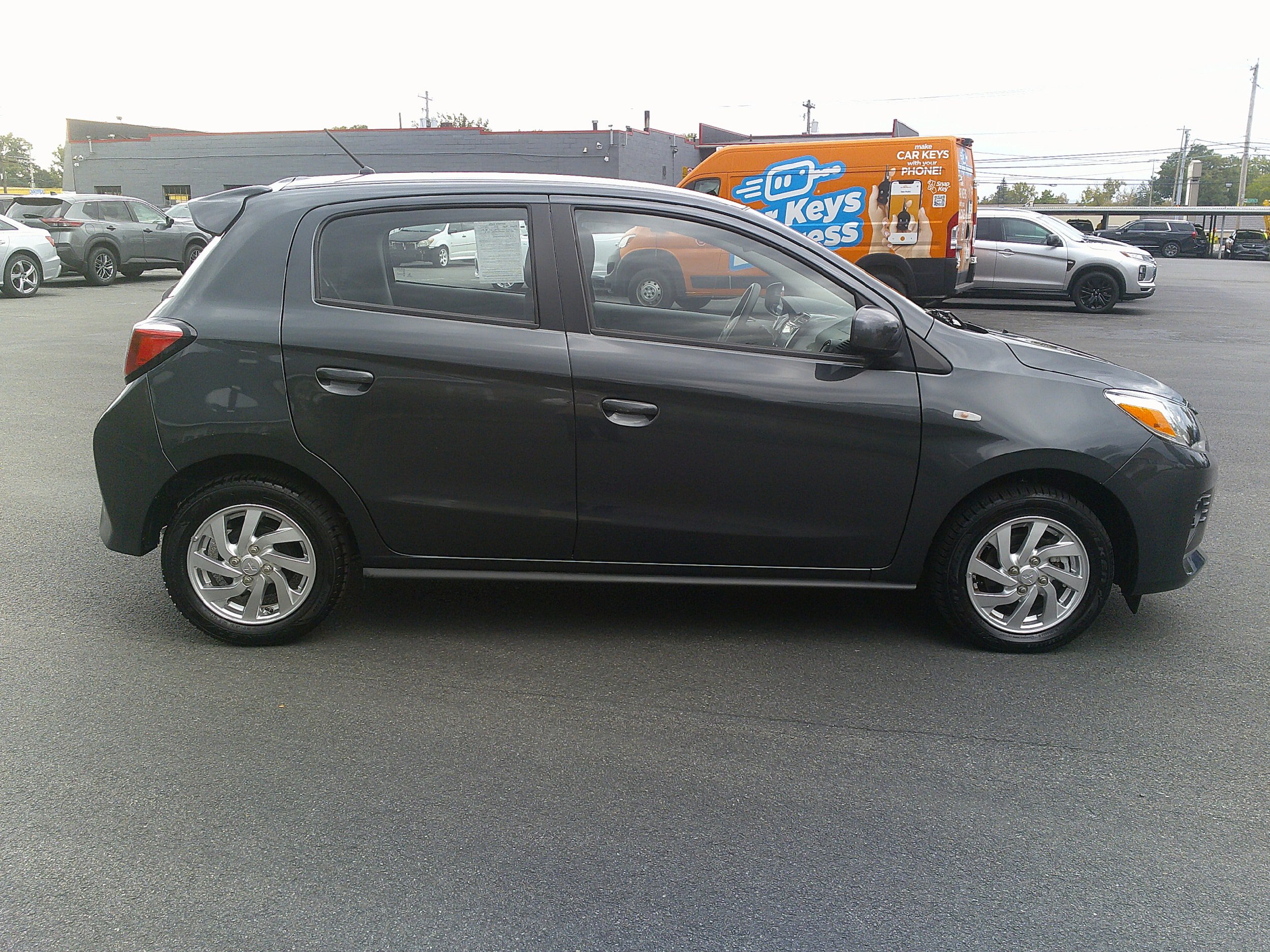 Used 2024 Mitsubishi Mirage ES FWD image 6