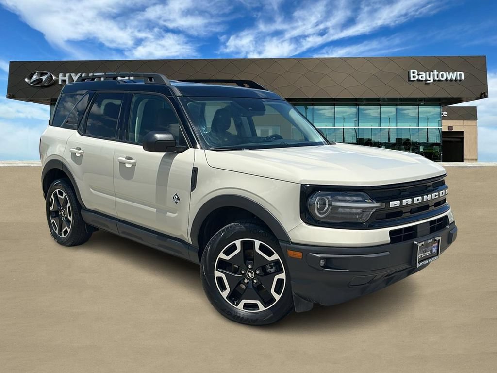 Used 2024 Ford Bronco Sport Outer Banks w/ Tech Package AWD/4WD video 1