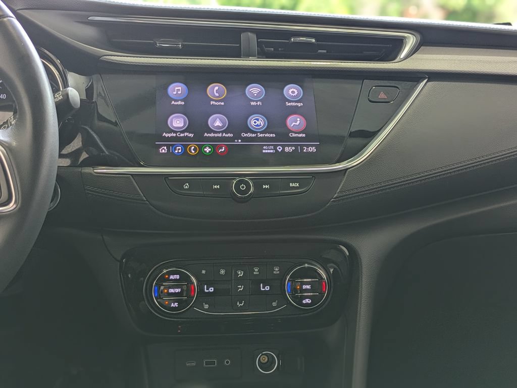 Used 2022 Buick Encore GX Select w/ Sport Touring Package FWD image 12