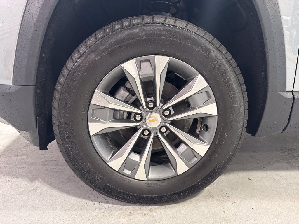 New 2027 Chevrolet Equinox LT w/ Convenience Package II AWD/4WD image 45