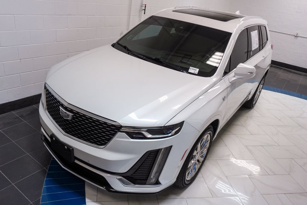 Used 2022 Cadillac XT6 Premium Luxury w/ Technology Package FWD image 30
