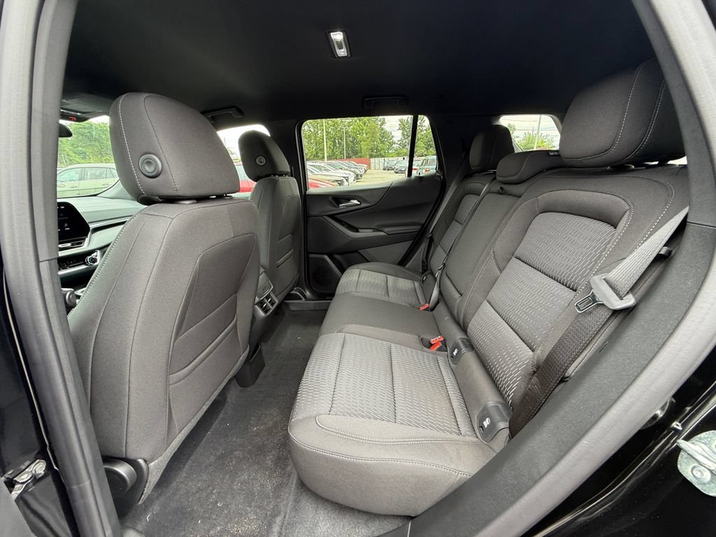 New 2027 Chevrolet Equinox LT FWD image 23