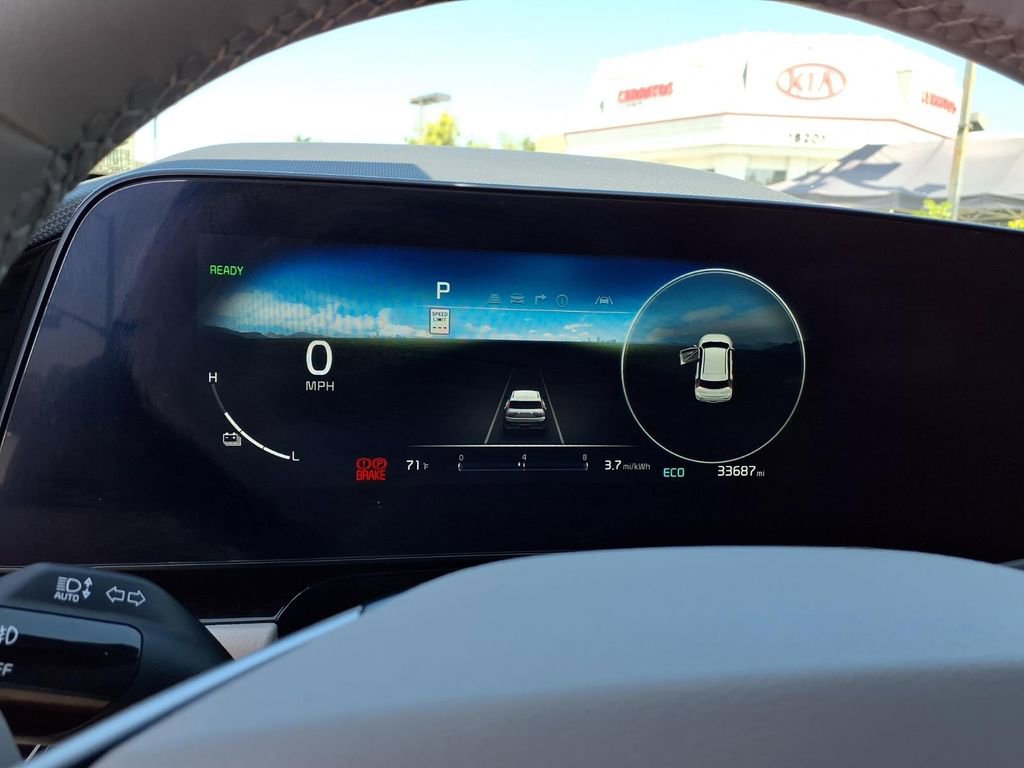 Certified 2023 Kia Niro Wave FWD image 13