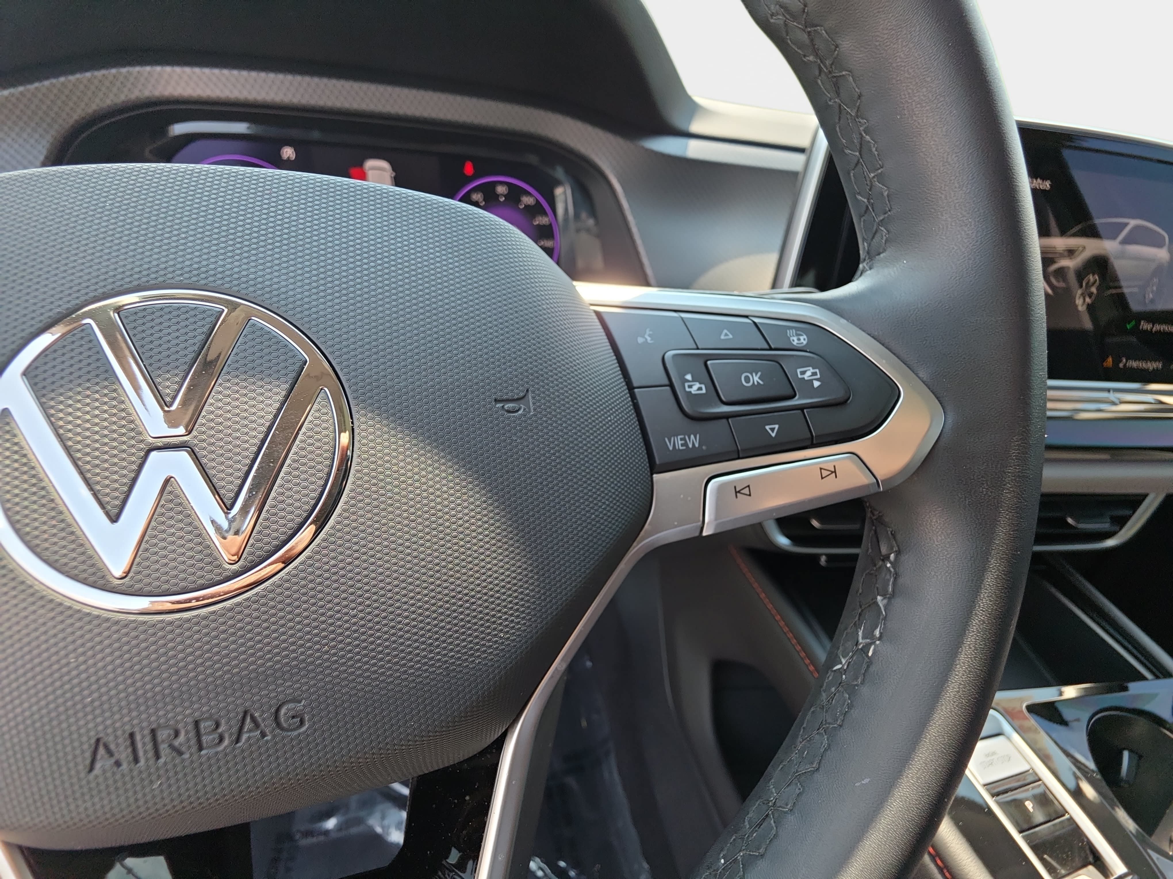 Used 2024 Volkswagen Atlas Peak Edition SEL AWD/4WD image 20