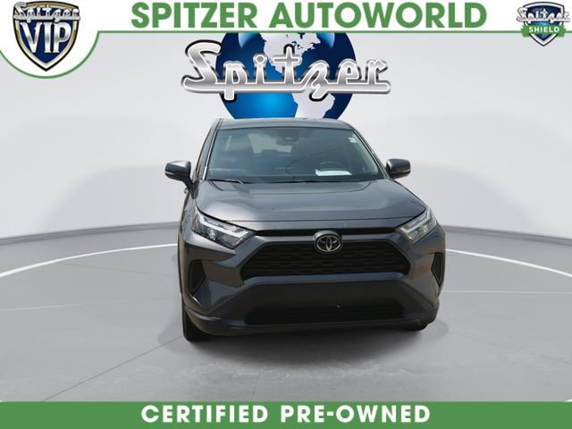 Used 2024 Toyota RAV4 LE FWD image 4