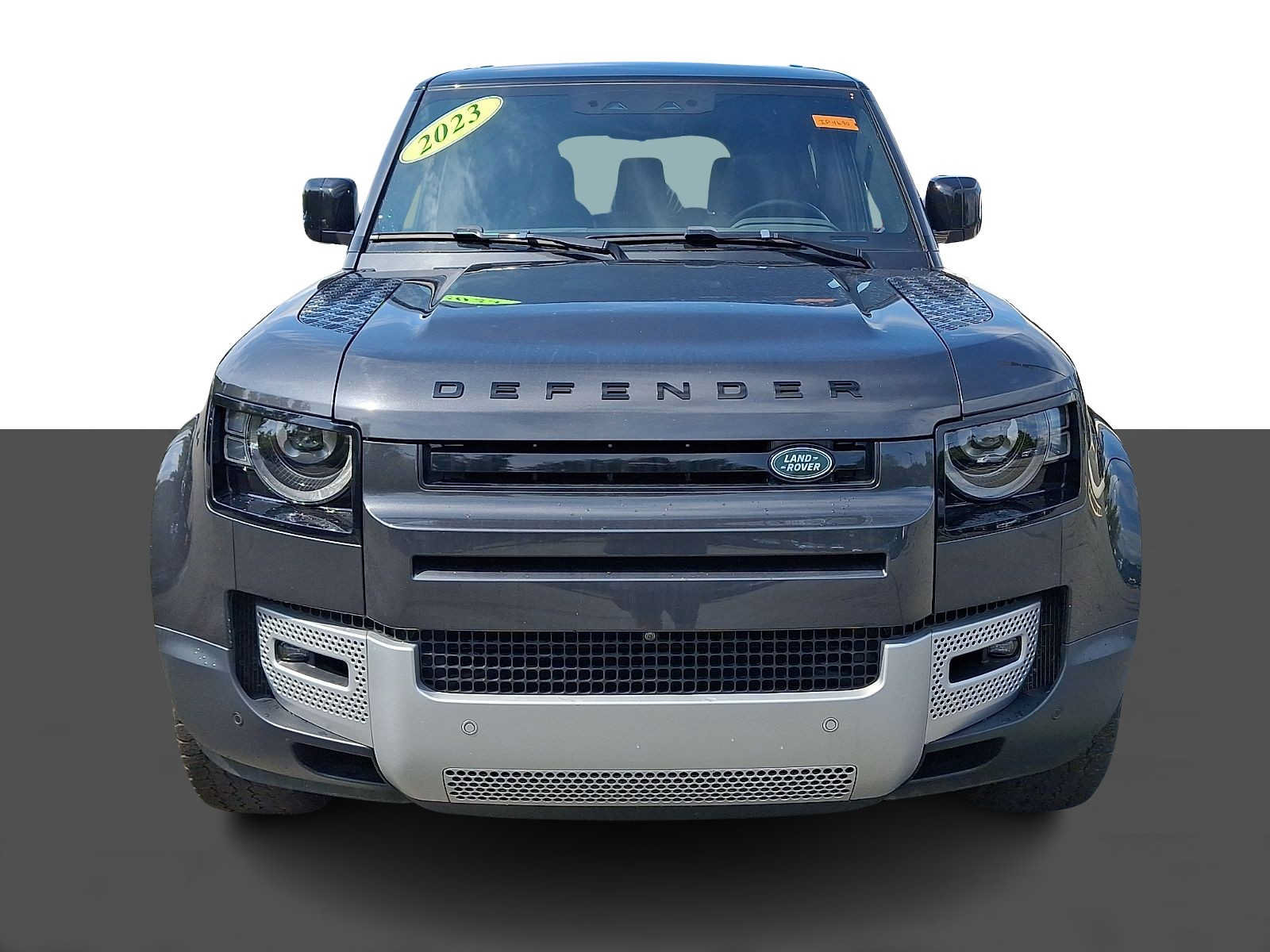 Used 2023 Land Rover Defender 110 SE AWD/4WD image 2