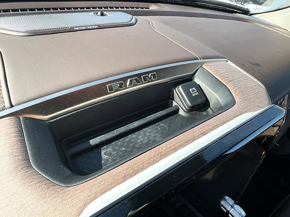 New 2026 RAM 1500 Limited AWD/4WD image 21