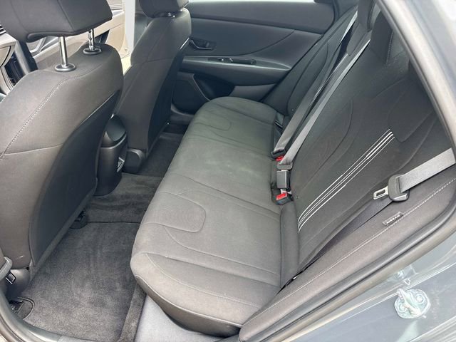 Certified 2025 Hyundai Elantra Sport FWD image 15