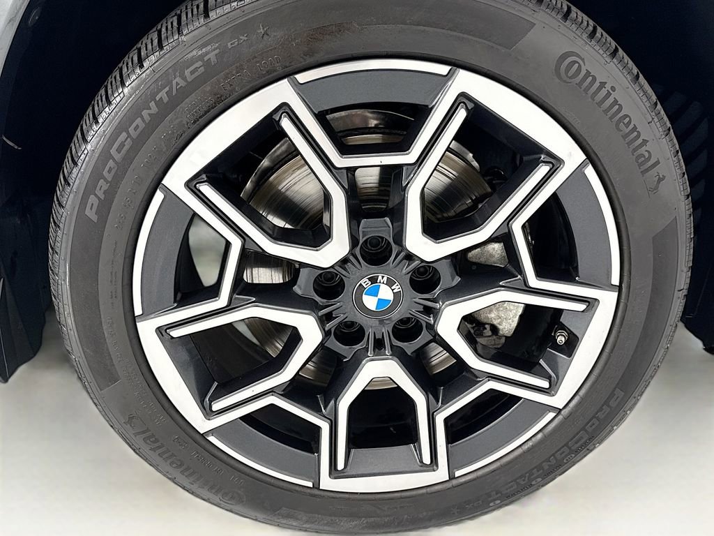Certified 2025 BMW X1 xDrive28i w/ Convenience Package image 30