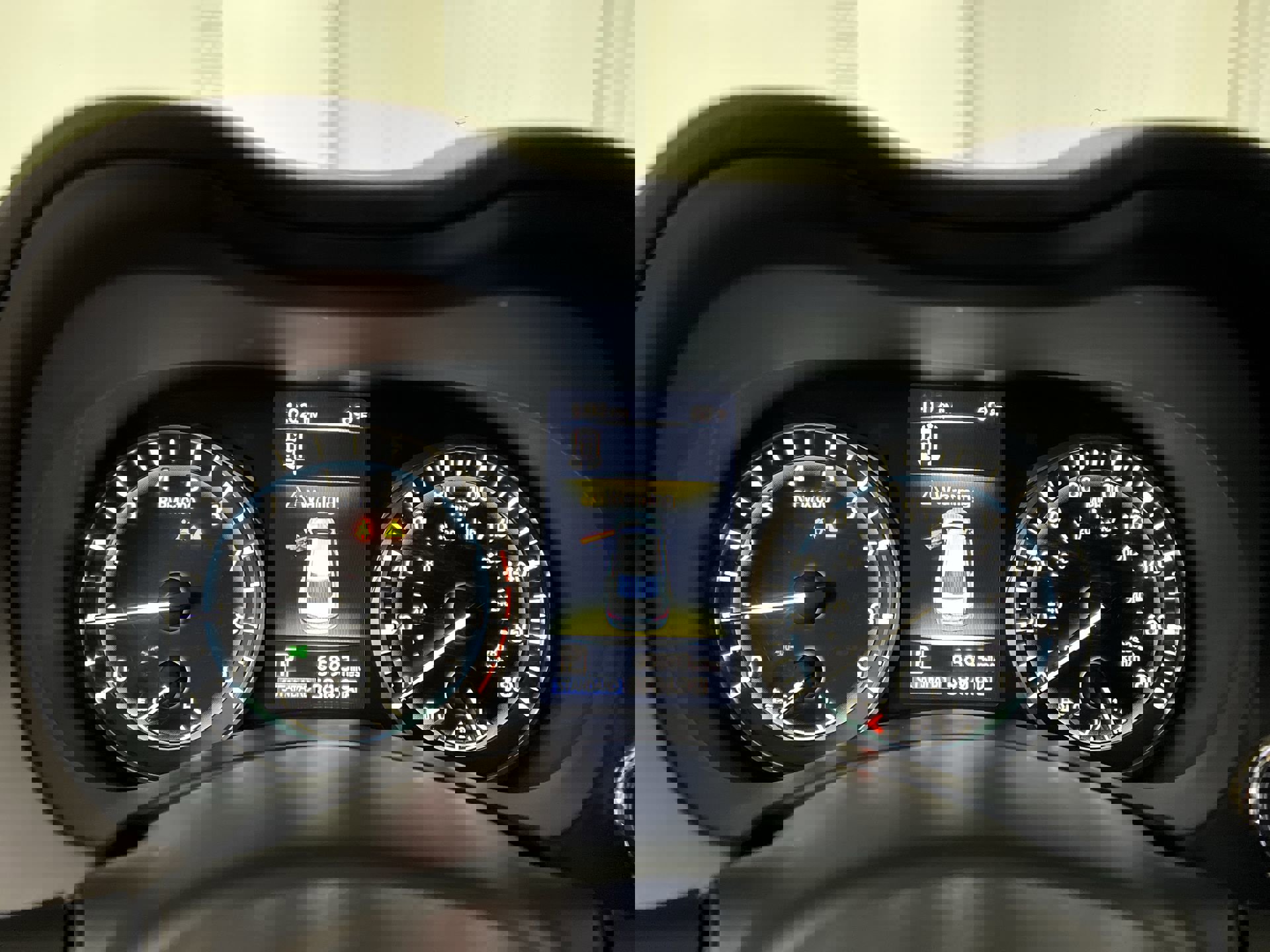 Used 2021 INFINITI Q50 Sensory image 85