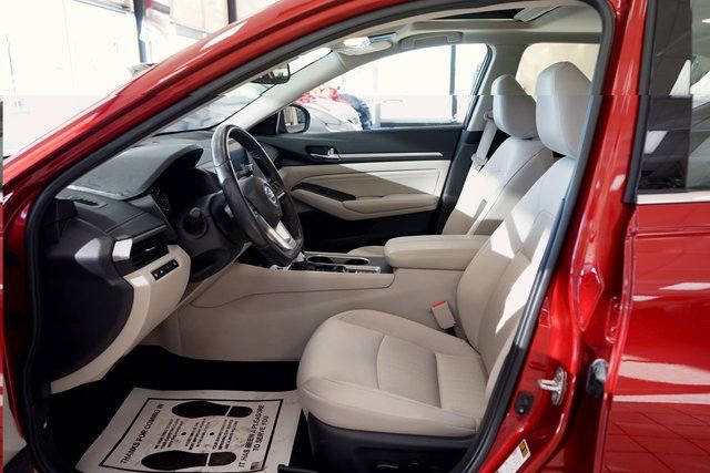 Used 2019 Nissan Altima 2.5 SV image 26